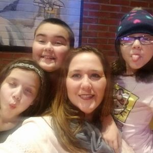 Meet your Posher, Christine